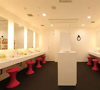 First Cabin Hakata Фукуока